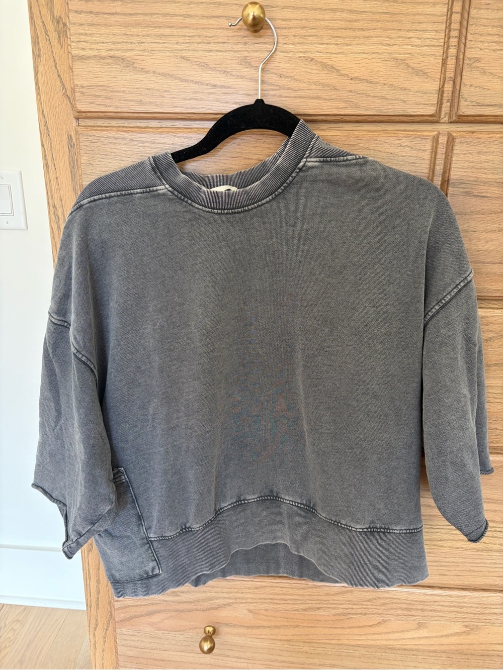 Zara Washed Gray Cropped Crewneck Sweatshirt